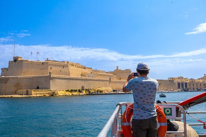 2-Day Hop-On Hop-Off Bus + Harbour Cruise Pass - How the Hop-On Hop-Off Buses Fit Your Day (North and South Routes)