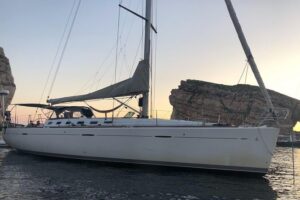 Best sailing adventure with Malta Sailing Experiences - Sunset sailing and the Grand Harbour at night