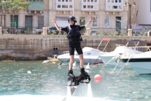 Flyboard Full Flight (30min) - The Pre-Water Lesson: Land Practice and Helmet Coaching
