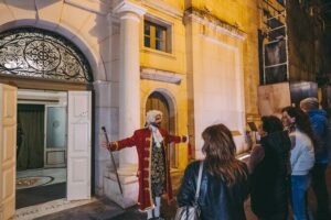 The Grand Tour of Teatru Manoel - Jeremy as Monsieur Baroque: interactive storytelling in English