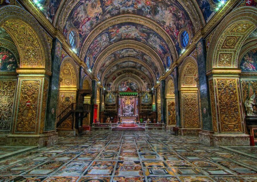 Valletta: Guided Walking Tour with Optional Cathedral Tour - Food and Drinks: Plan a Snack Strategy